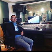 Licenciado en Música en Educación , Hace clases de Trompeta, Piano, Iniciación Musical, Composición, Teoría Musical